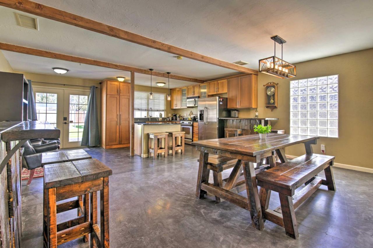 Central Phoenix Cottage With Private Yard! Экстерьер фото