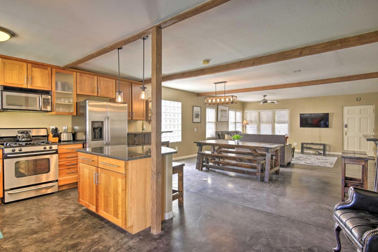 Central Phoenix Cottage With Private Yard! Экстерьер фото