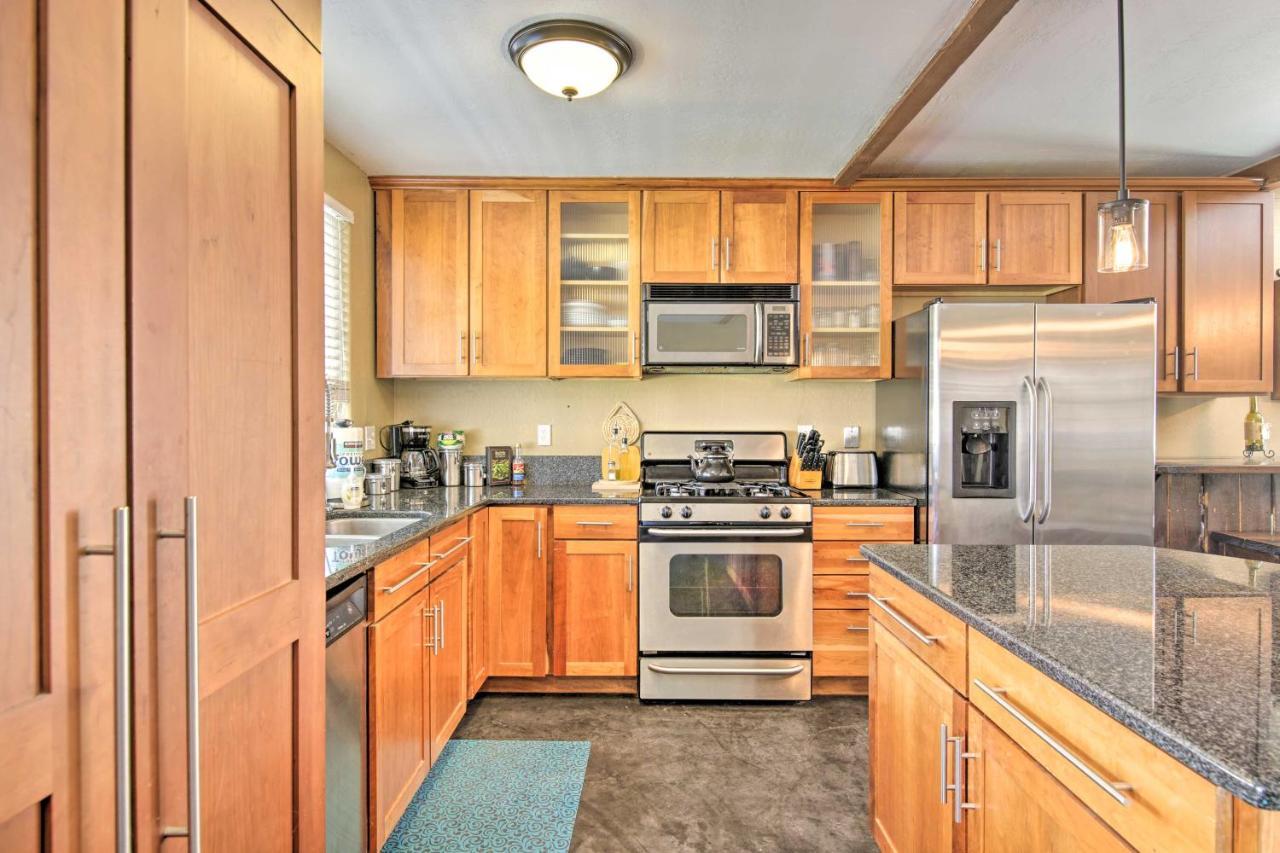 Central Phoenix Cottage With Private Yard! Экстерьер фото